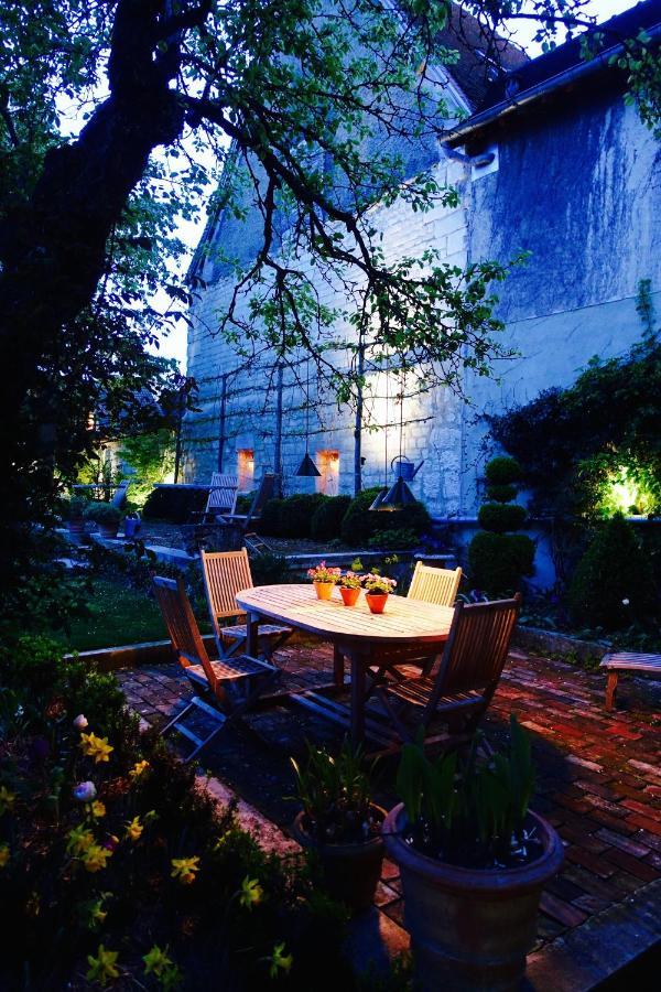 Le Jardin De La Cathedrale Bed & Breakfast Troyes Dış mekan fotoğraf